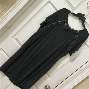 Frida mom labor and delivery gown.